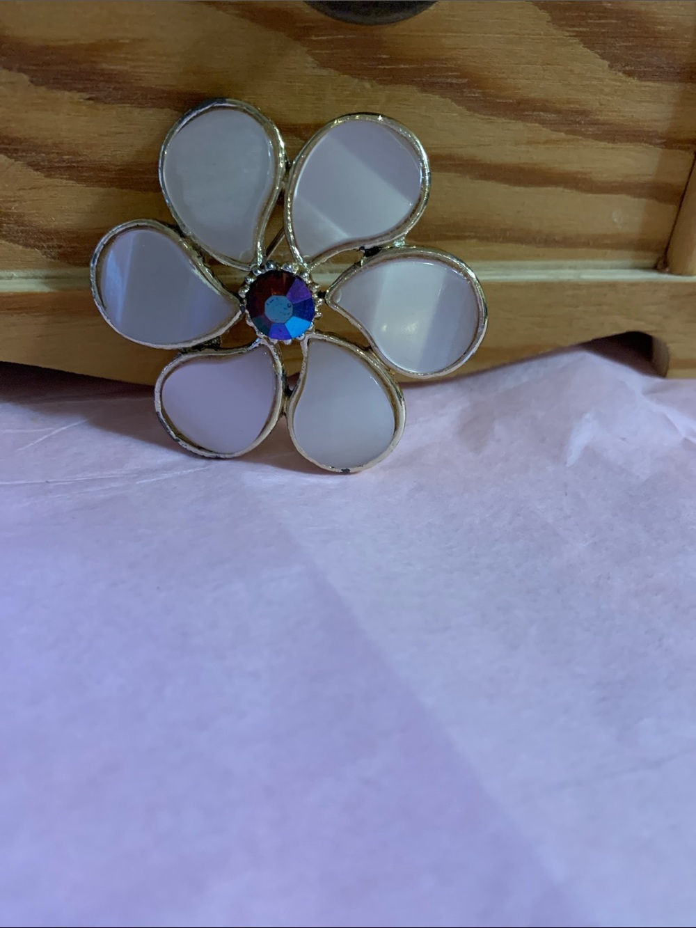 White Petal Flower Brooch with Iridescent Center